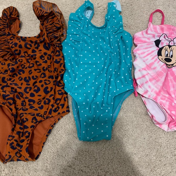 Old Navy Other - Lot of 3 Girls' Swimsuits Mixed Sizes 4T, 2T, 18-24 Months – Cute Summer Set